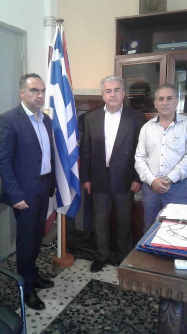 Συνάντηση εργασίας του Δημάρχου Καλυμνίων  με τον Αντιπεριφερειάρχη Βιομηχανίας Ενέργειας και Φυσικών Πόρων κο Γιάννη Φλεβάρη