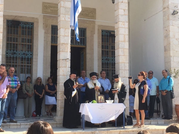 Ευχές για καλή και δημιουργική σχολική χρονιά, από το Δήμαρχο Καλυμνίων κο Ιωάννη Γαλουζή
