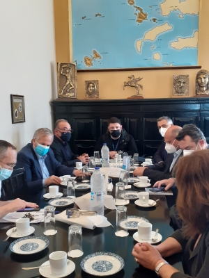 Σύσκεψη με την παρουσία του Υφυπουργού Πολιτικής Προστασίας και Διαχείρισης κρίσεων κου Ν. Χαρδαλιά